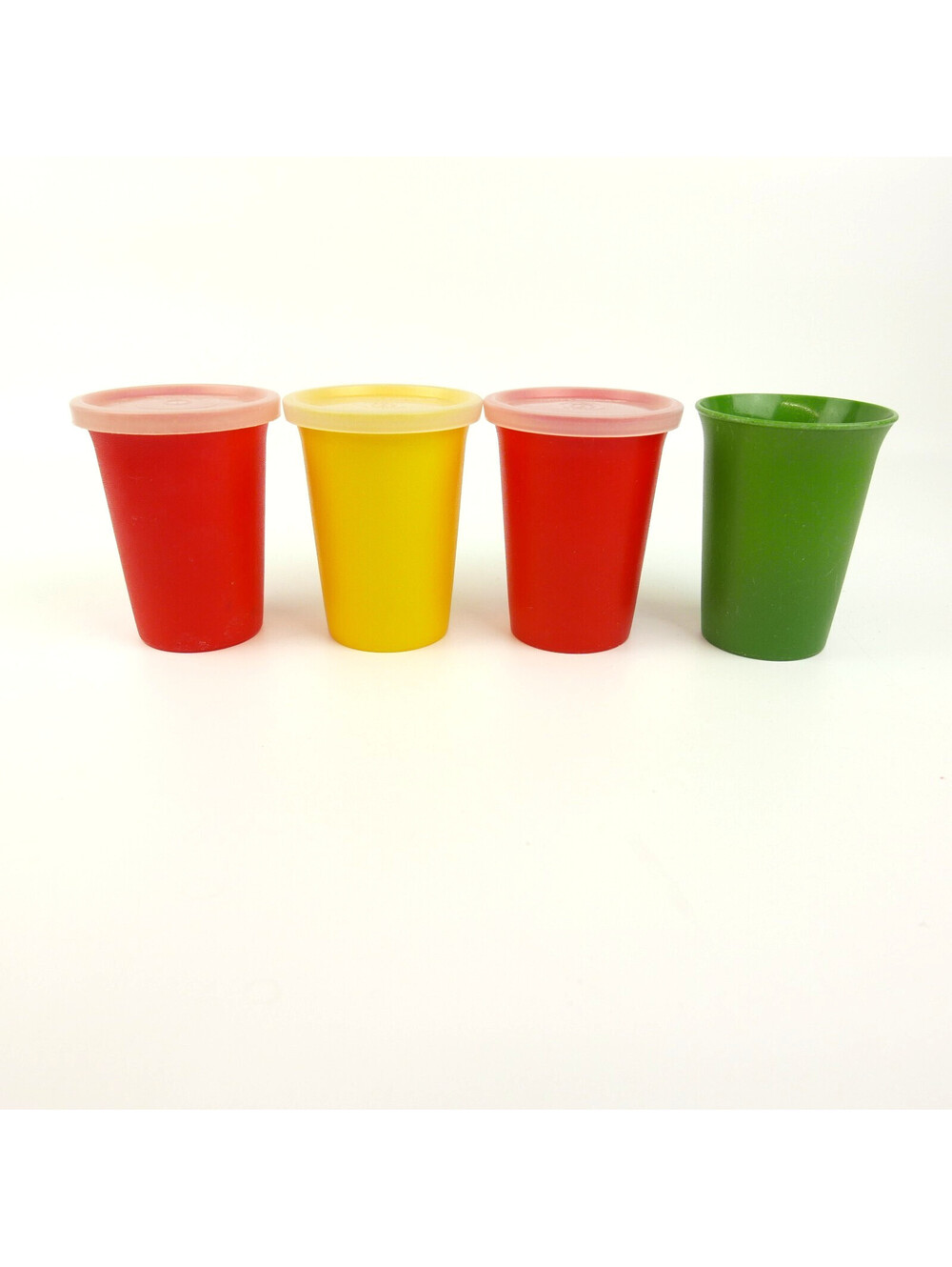 Vintage Tupperware Bell Tumblers 109 Set of 4 Cups Flat Lids Red Yellow Green